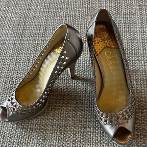 Cole Haan Women's Gold Peep-Toe Heels, only worn twice, Size 8